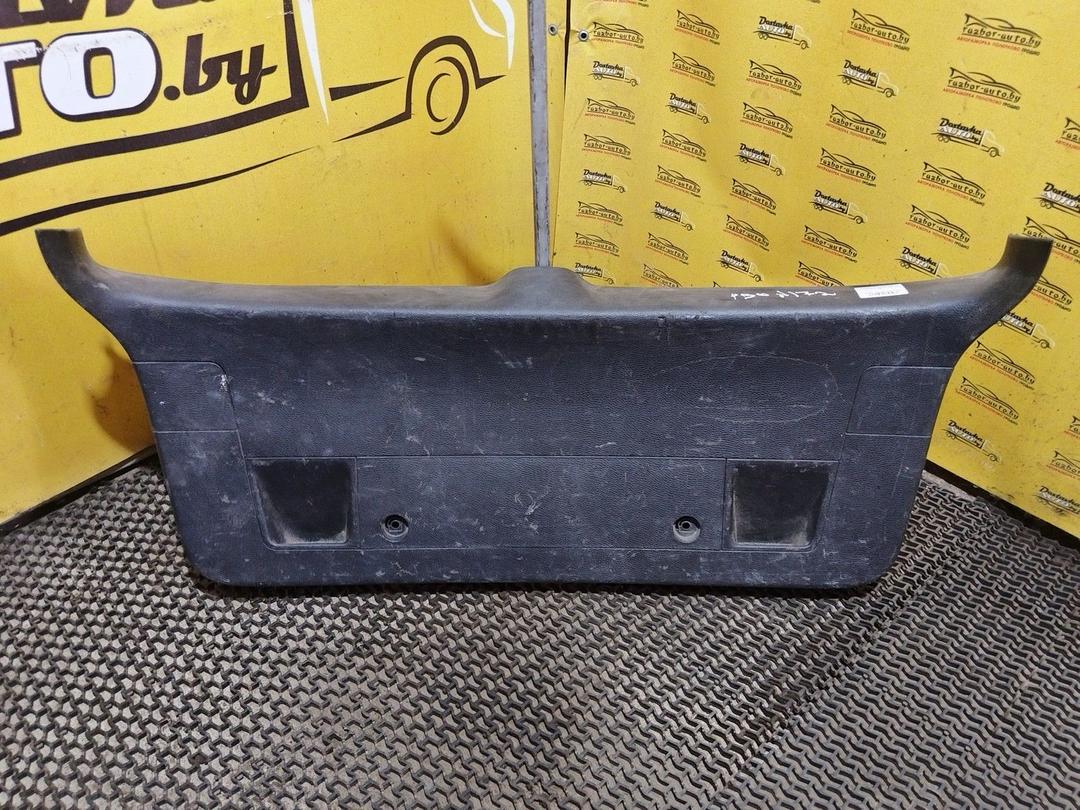 Обшивка крышки багажника KTQDSN Volkswagen Passat