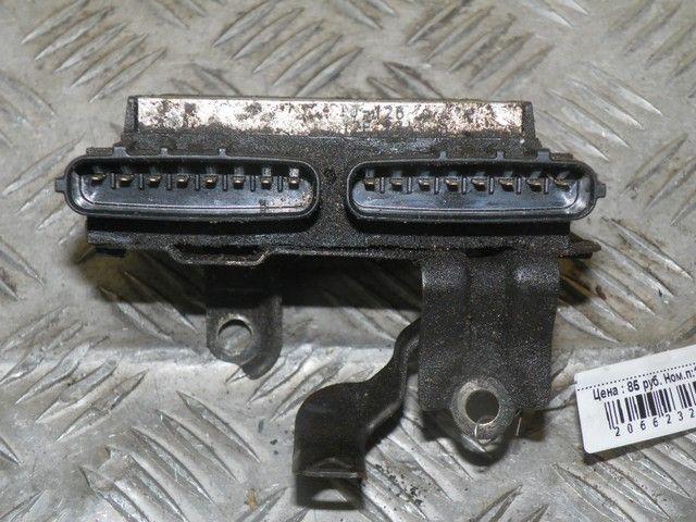 Блок управления форсунками S5WNUY Toyota Avensis