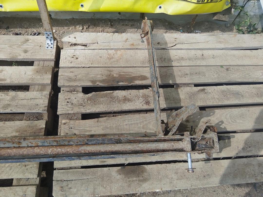 Балка подвески задняя 18T37Y Audi 100 undefined