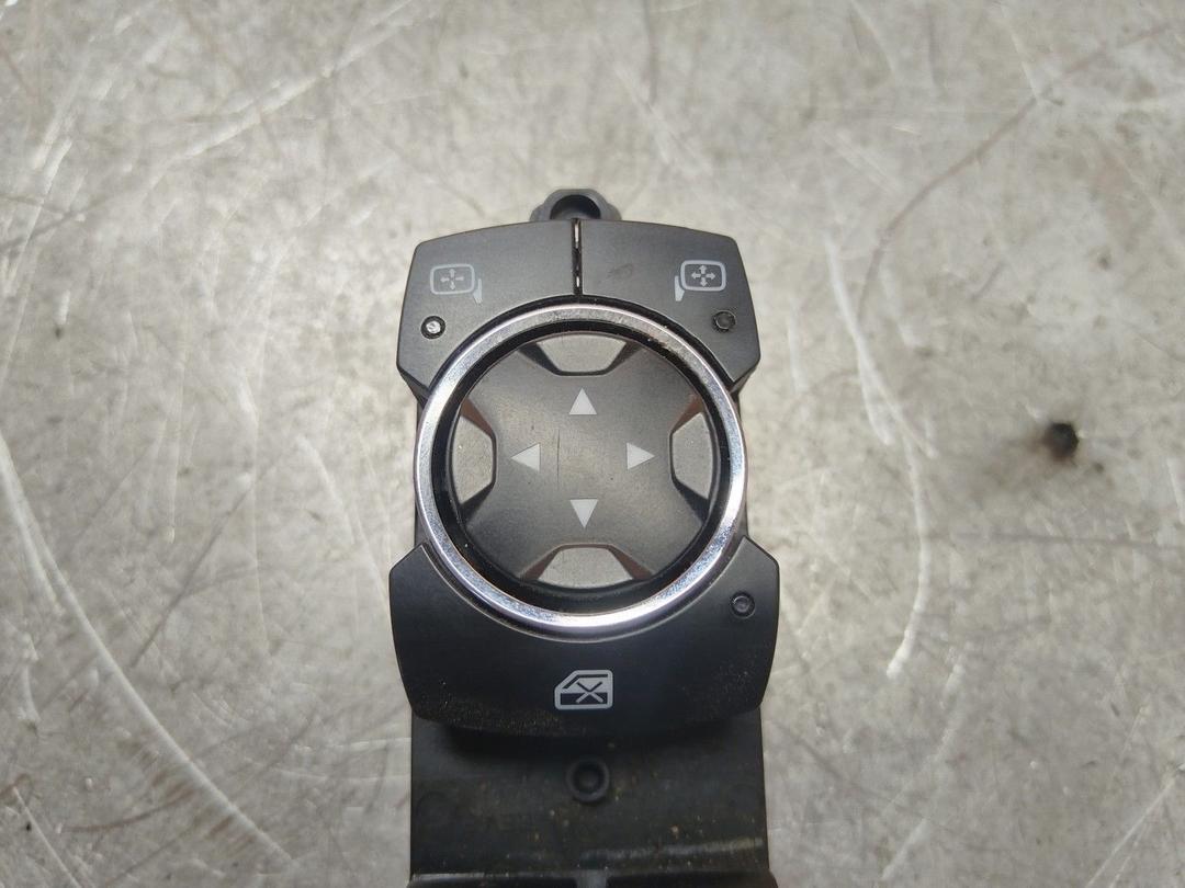 Блок управления стеклоподъемниками ON11MI Ford Fusion - Фото 4