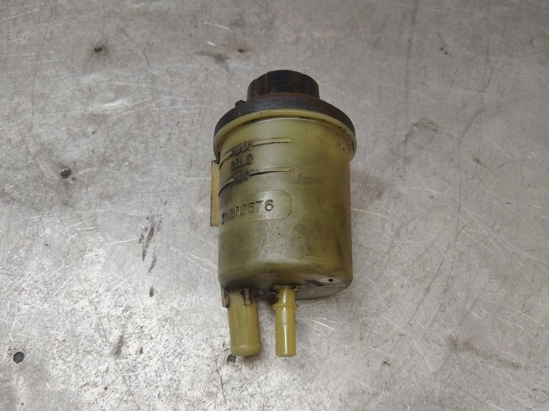 Бачок гидроусилителя 6PS57B Volvo XC70