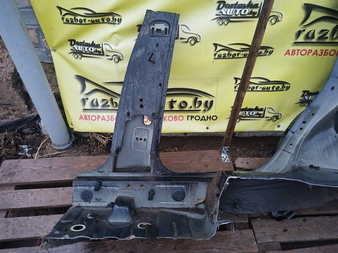 Стойка кузовная центральная правая 33OIXL Citroen C3 купить в магазине запчастей бу