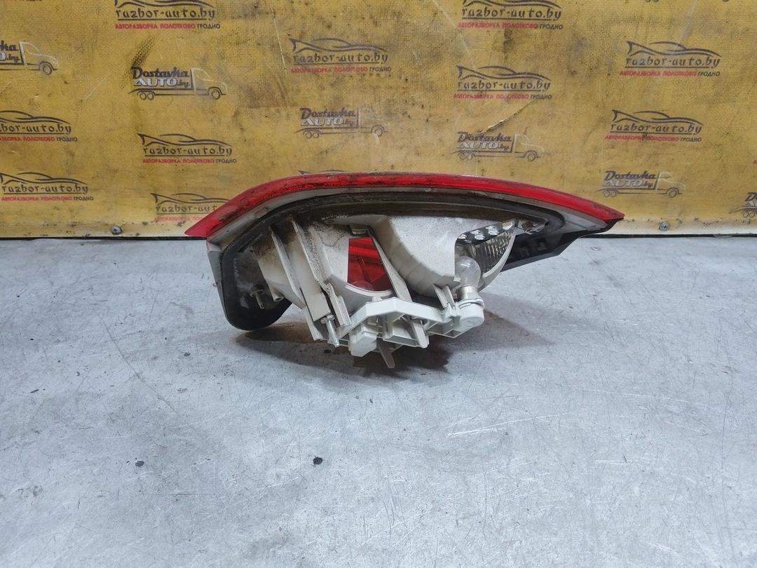 Фонарь крышки багажника левый DHINU8 Ford Mondeo купить на авторазборке