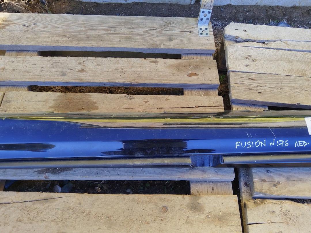 Накладка на порог ZX5V4F Ford Fusion купить с доставкой