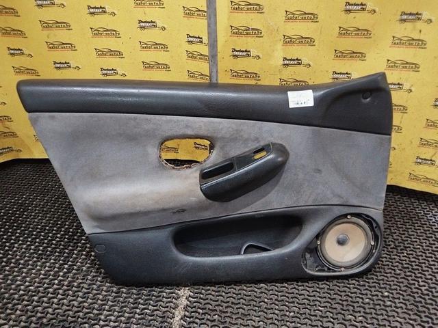 Обшивка двери передней левой (дверная карта) RCQ9MX Peugeot 406
