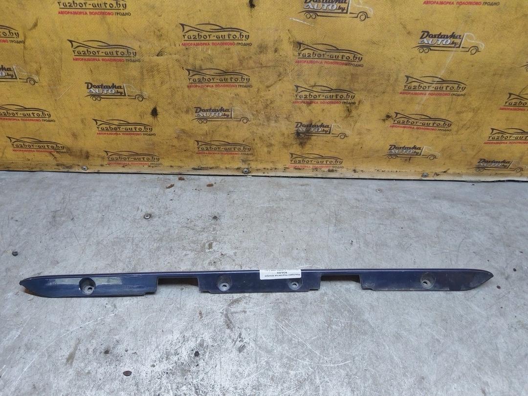 Накладка подсветки номера RG0JM4 Mercedes C W202 купить с доставкой