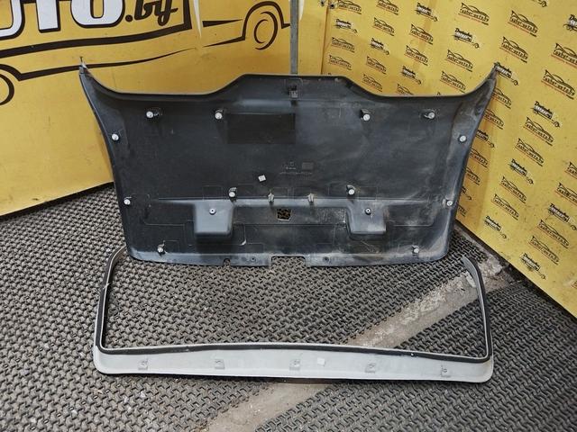 Обшивка крышки багажника 5D8QMZ Opel Zafira - Фото 3