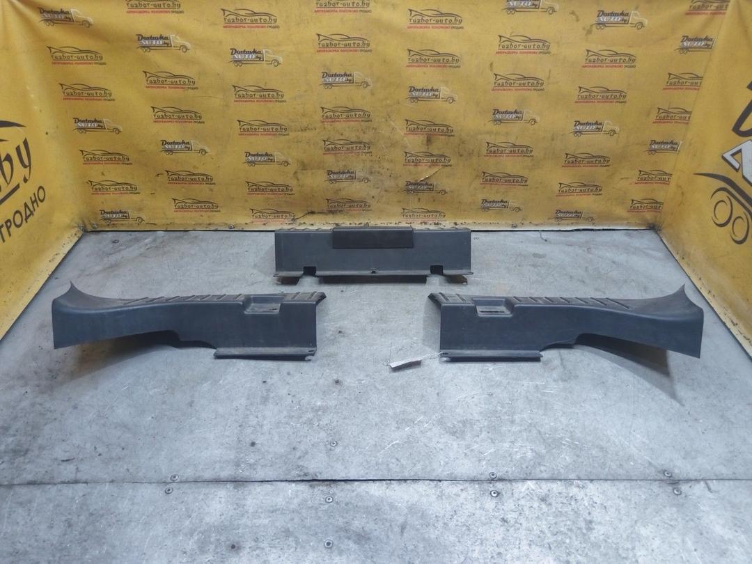 Накладка замка багажника 7FDD9W Ford Galaxy купить