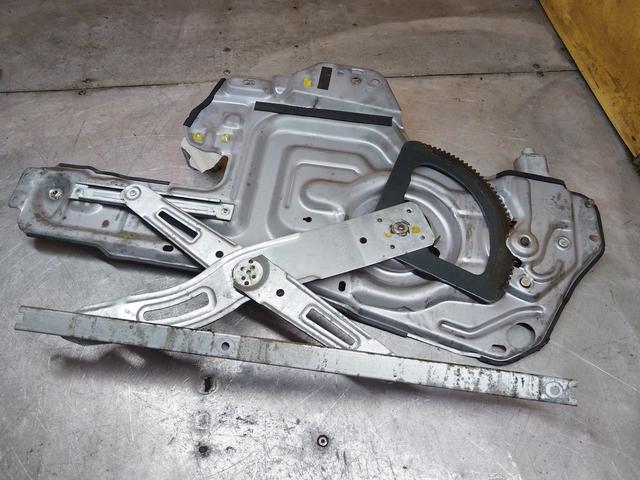 Стеклоподъемник электрический передний правый 6NGB1V Hyundai Trajet купить в магазине запчастей бу