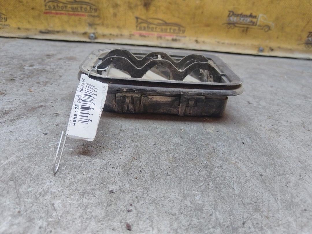 Решетка вентиляции кузова V9JEAH Skoda Fabia купить