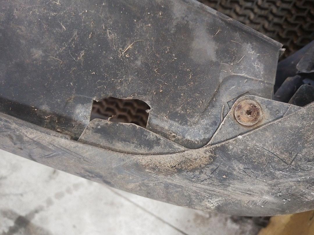 Бампер задний DFK544 Renault Laguna undefined