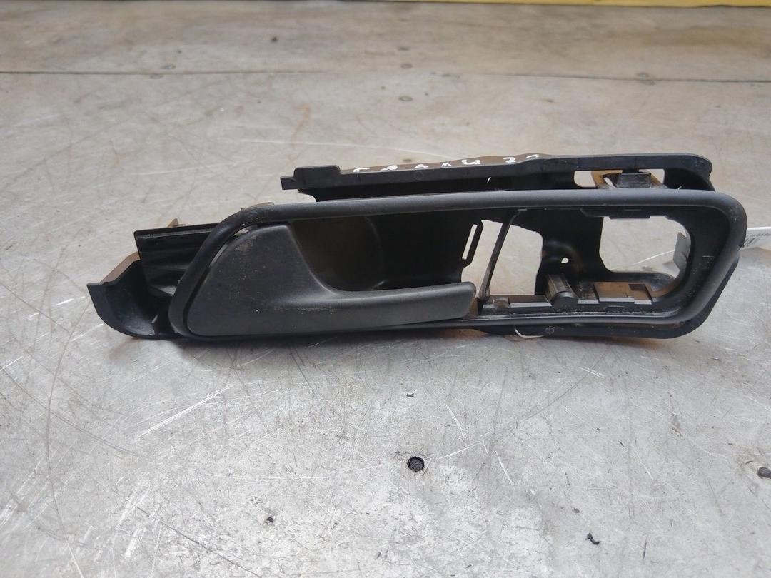 Ручка внутренняя передняя левая 7CW6P8 Volkswagen Caddy