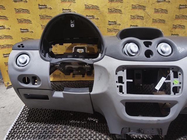 Панель передняя салона (торпедо) UGB4VI Citroen C3 купить