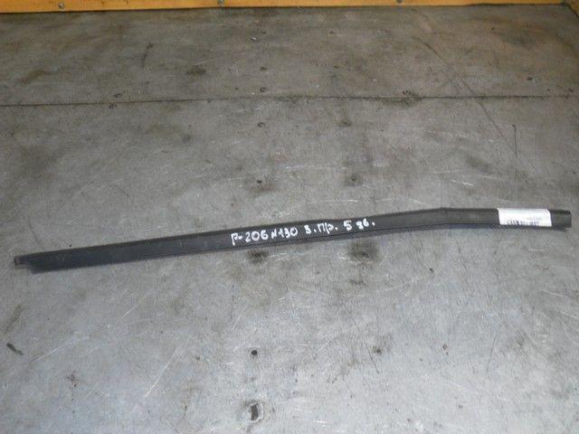 Молдинг стекла двери задней правой наружный PU47UN Peugeot 206 - Фото 1