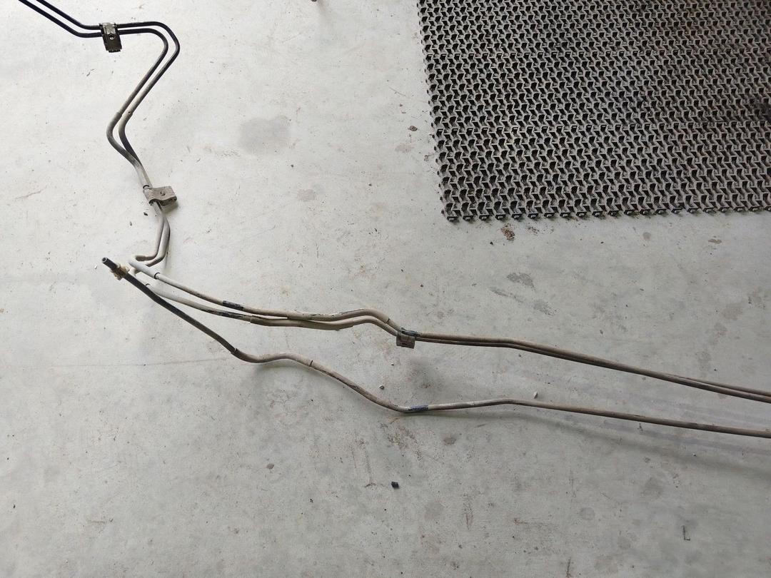 Трубка топливная YQNM63 Audi A4 купить на авторазборке