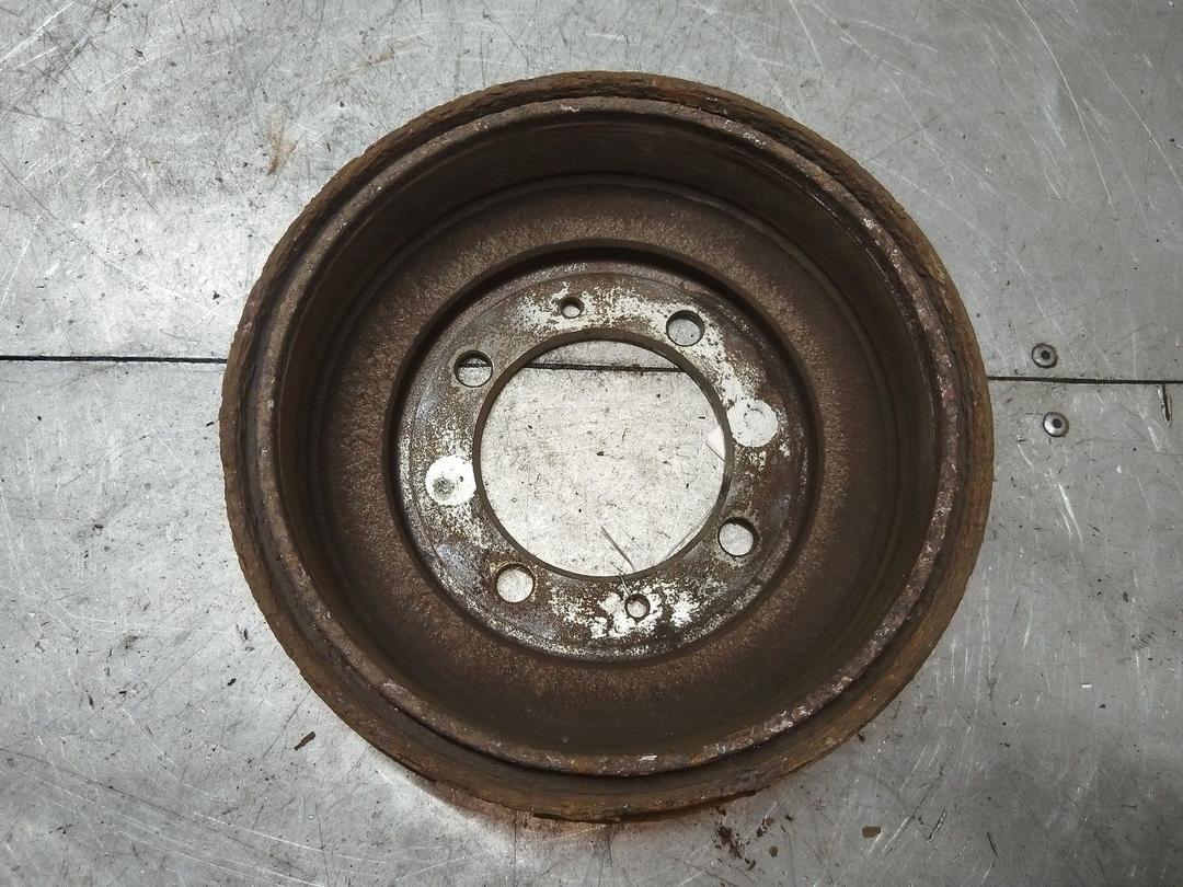 Барабан тормозной L8G9L1 Mitsubishi Carisma купить с доставкой