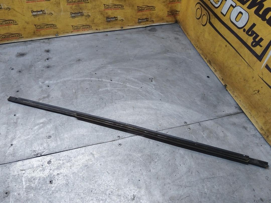 Молдинг стекла двери задней правой наружный GB1DVV Mitsubishi Carisma - Фото 2