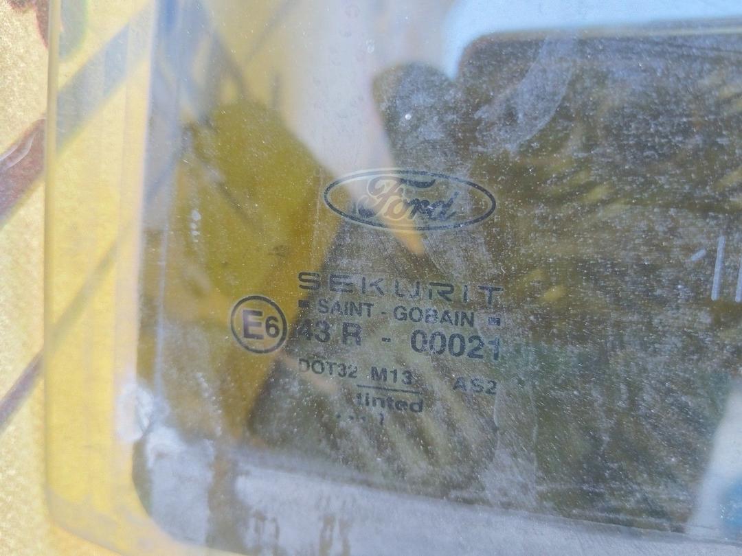 Стекло двери задней левой 35H49X Ford Mondeo купить в магазине запчастей бу