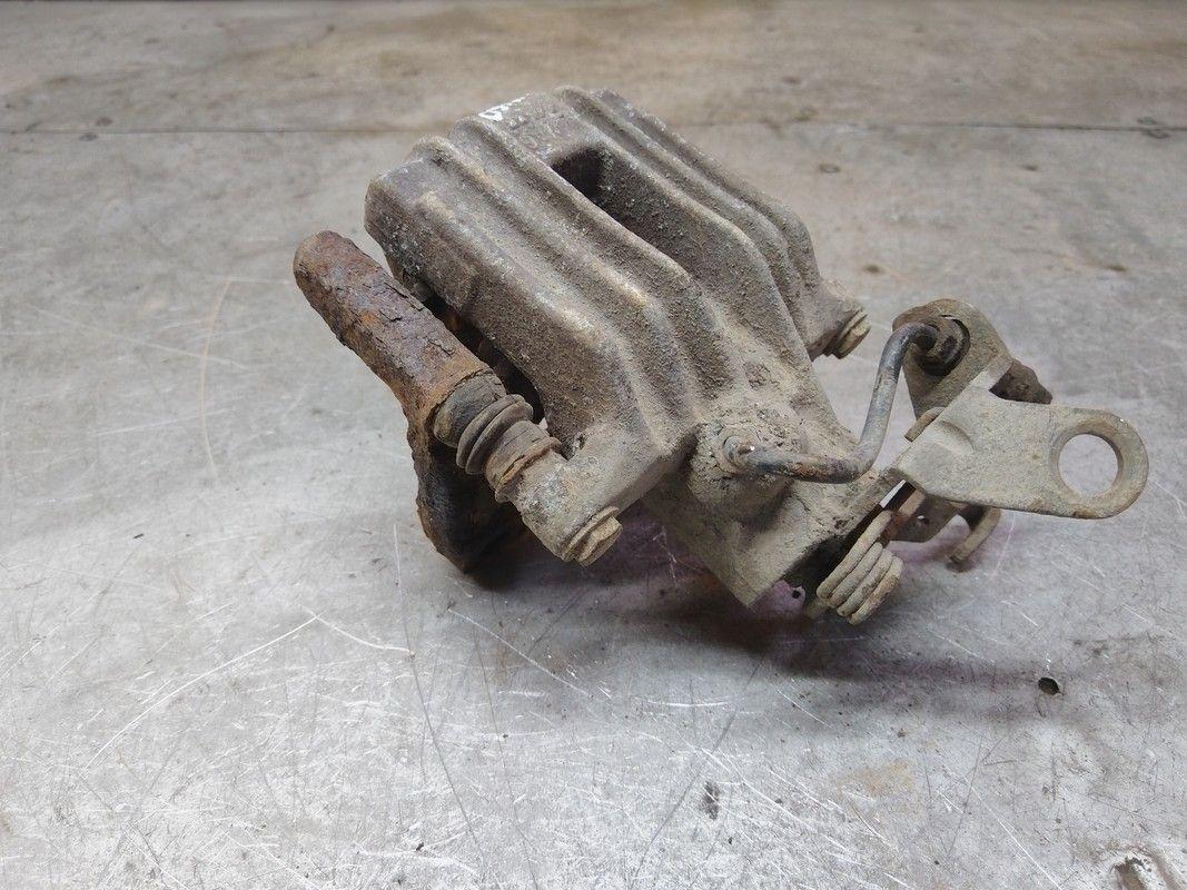 Суппорт задний правый PPV55L Seat Altea купить