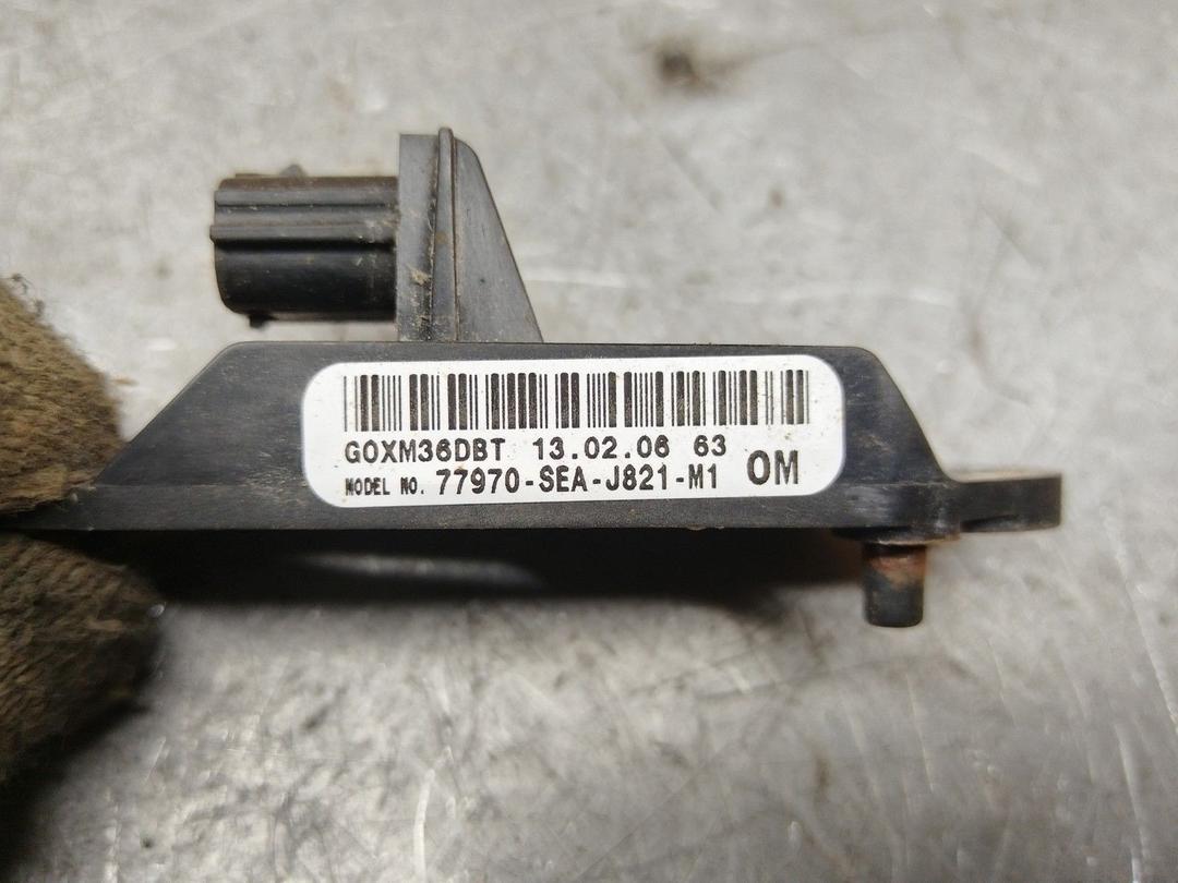 Датчик удара 7J60QW Honda Accord - Фото 8