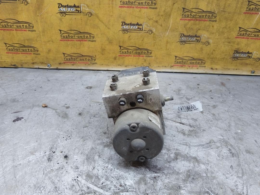 Блок ABS V8FS92 Subaru Forester купить на авторазборке