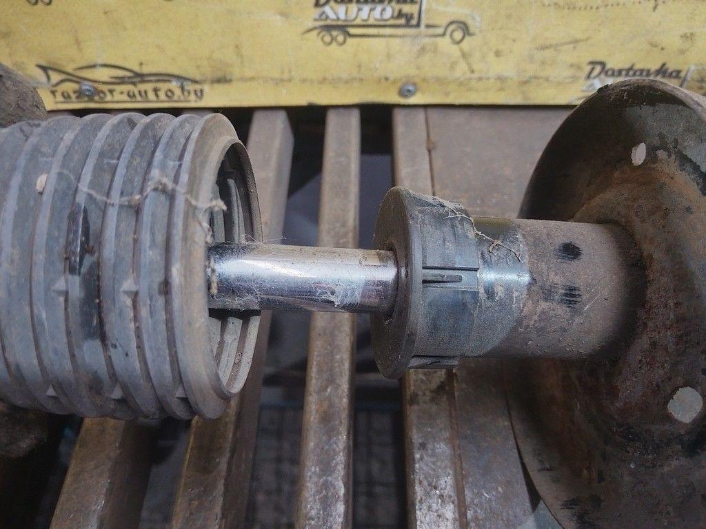 Амортизатор передний правый 3VP3YC Opel Corsa - Фото 2