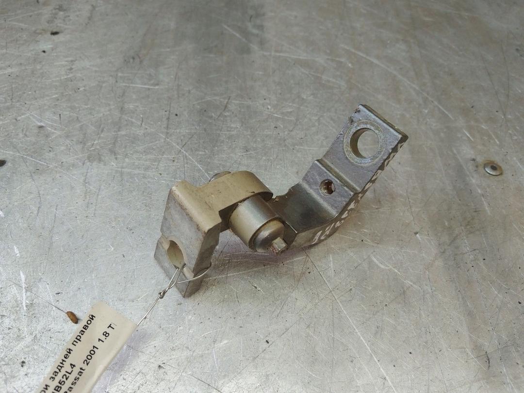 Петля двери задней правой NB52L4 Volkswagen Passat - Фото 1