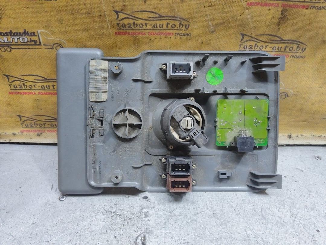 Фонарь салона (плафон) SMOKFI Renault Safrane undefined