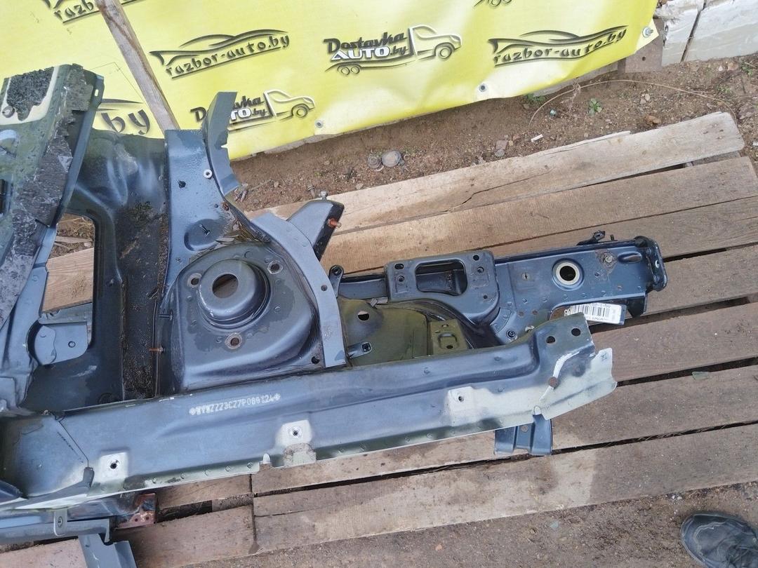 Лонжерон правый RB8AH5 Volkswagen Passat купить с доставкой