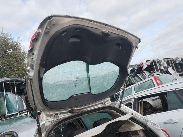 Обшивка крышки багажника 95T54M Alfa Romeo 147