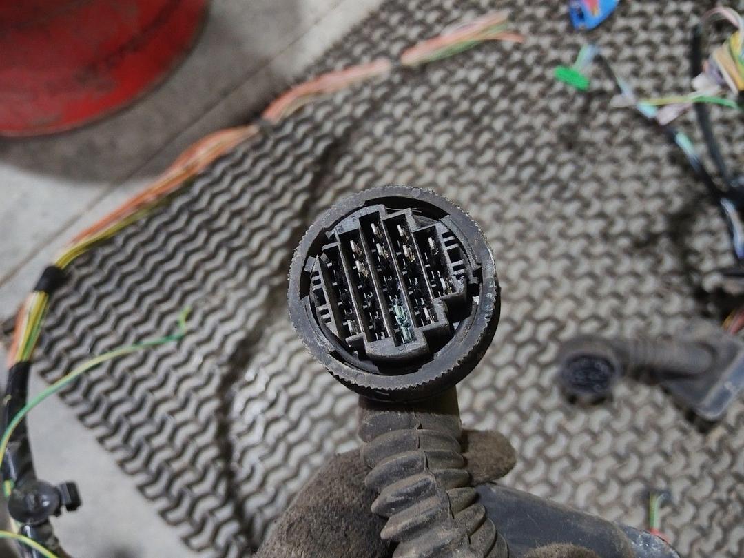 Проводка Y18XLJ Peugeot Partner undefined