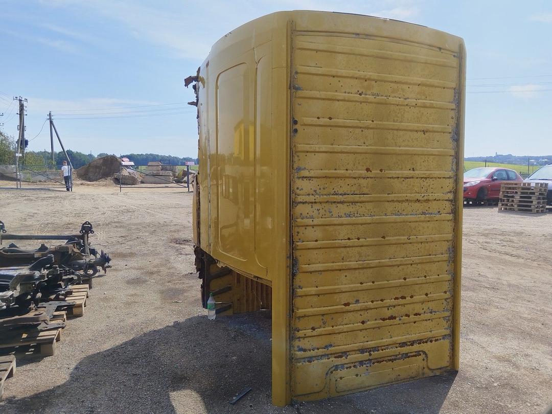 Часть кузова (вырезанный элемент) U0PYKS Renault Master undefined