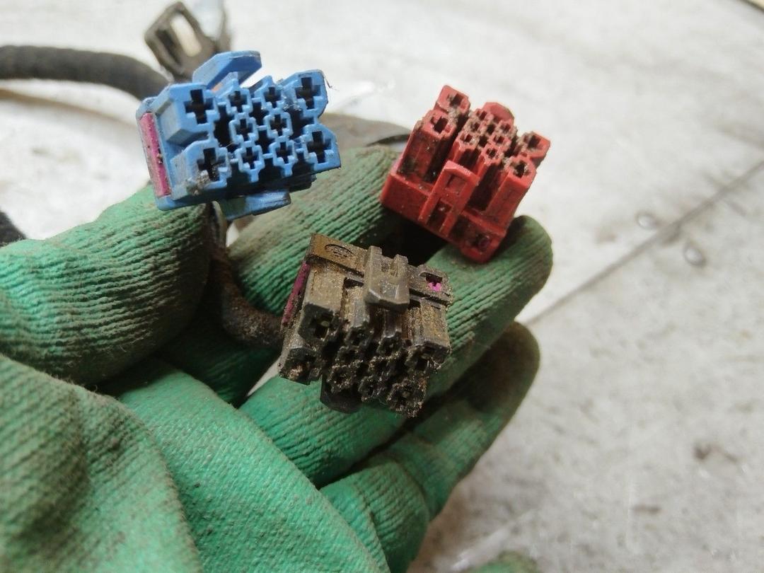 Проводка двери передней правой 5QKUPX Volkswagen Lupo купить на авторазборке