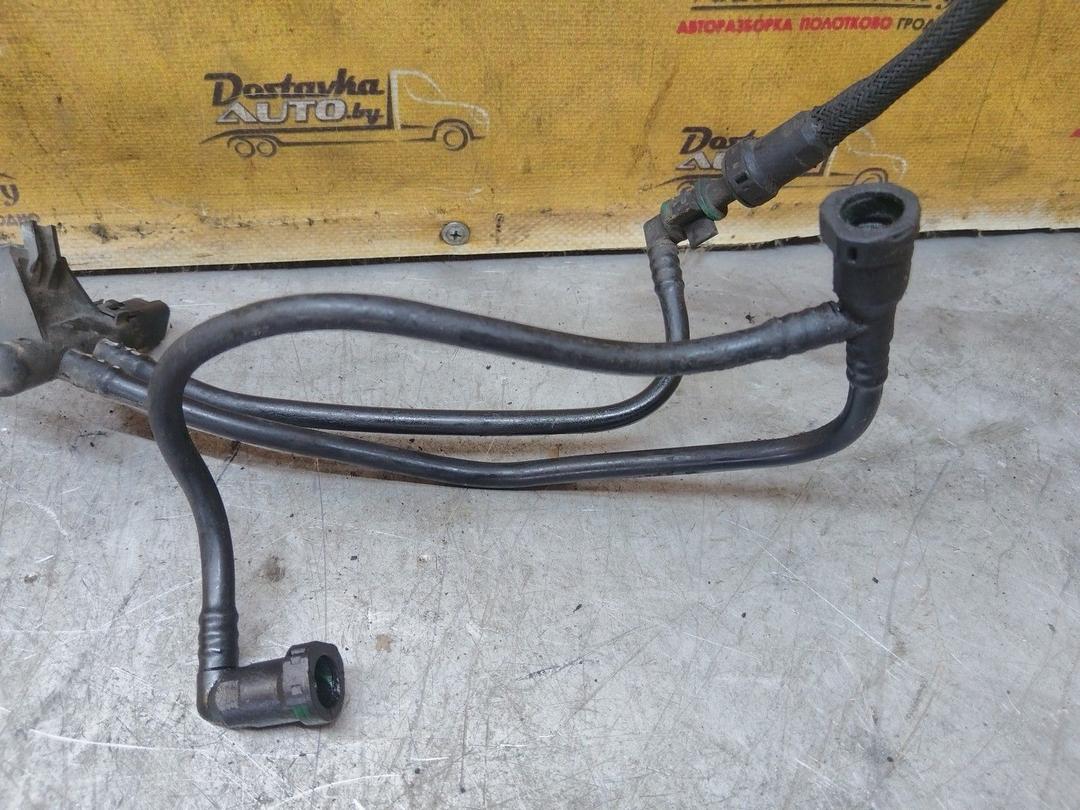 Трубка топливная OF4QXN Peugeot 406 undefined