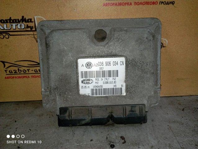 Блок управления двигателем SP5H5A Volkswagen Golf - Фото 3