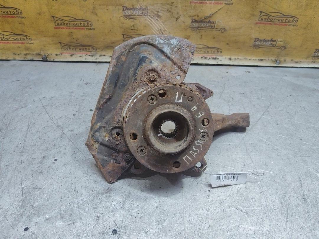 Кулак поворотный правый AWJ50A Volkswagen Passat - Фото 1