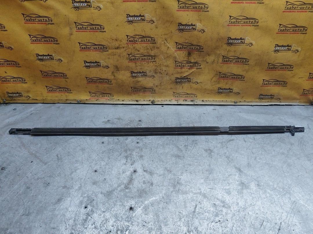 Молдинг стекла двери задней правой наружный UUS184 Honda Accord купить