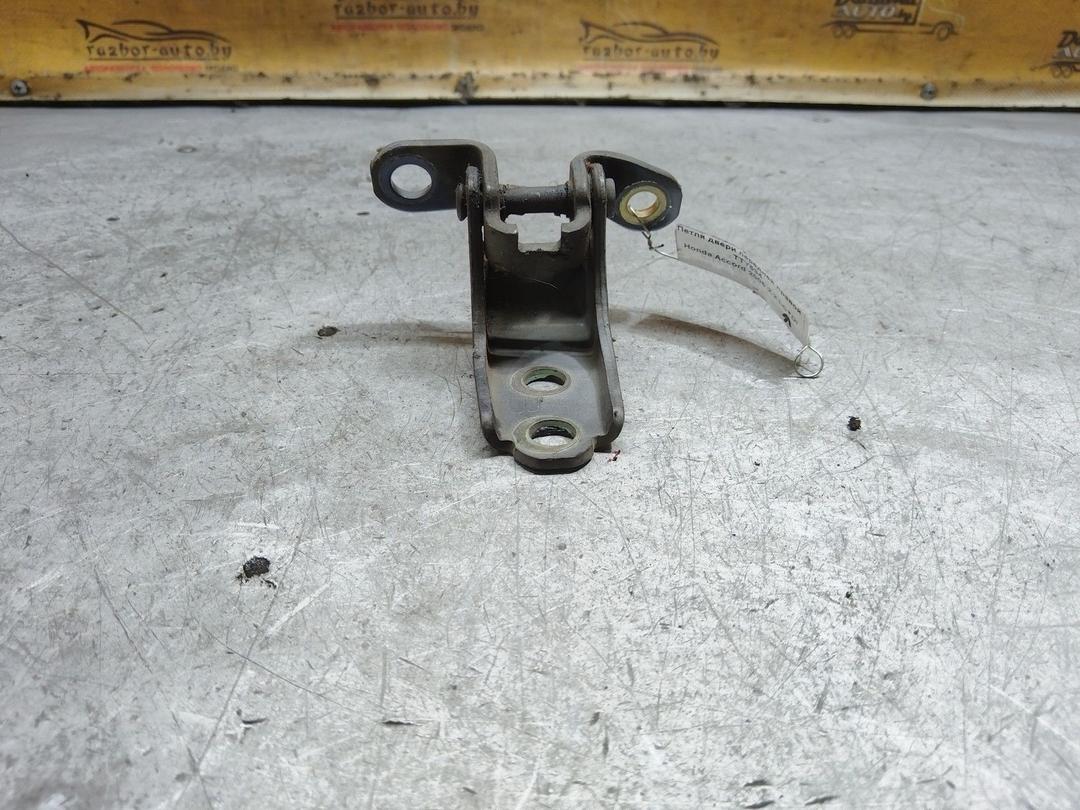 Петля двери передней правой TTY534 Honda Accord купить с доставкой