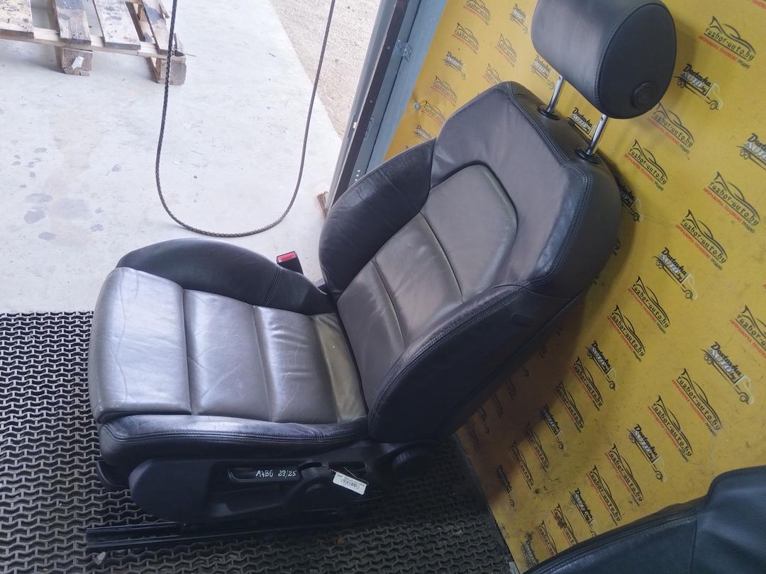 Салон (комплект сидений) U33IKB Audi A4 undefined