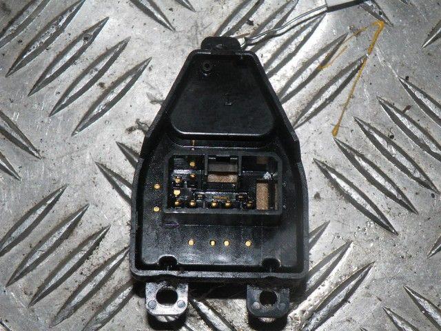 Джойстик регулировки зеркал EG81RN Mazda Premacy купить