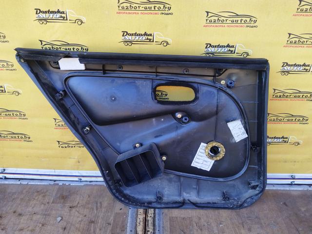 Обшивка двери задней правой (дверная карта) UQI0PW Rover 45 купить в магазине запчастей бу