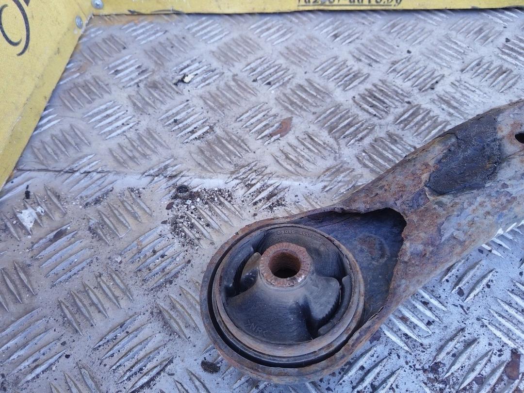 Рычаг передний левый 3YQ1AG Toyota Avensis undefined