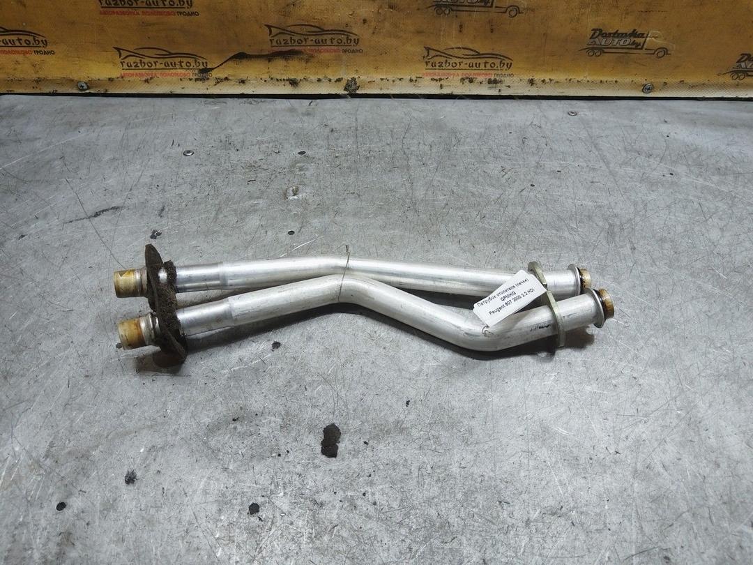 Патрубок отопителя (печки) QPMHIG Peugeot 607