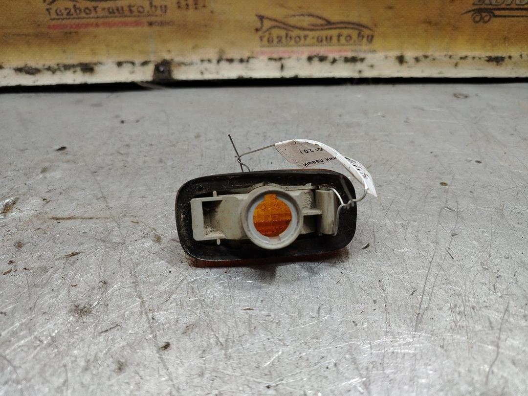 Повторитель передний левый TX65VZ Nissan Primera - Фото 3