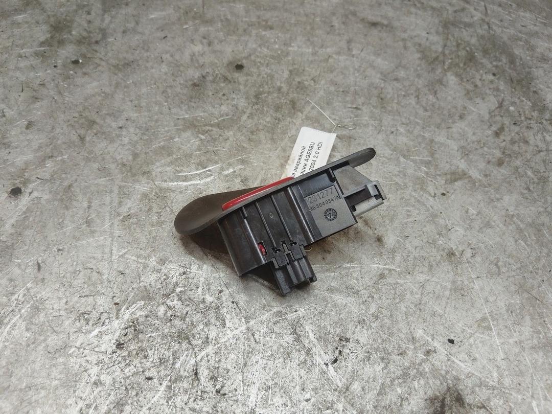 Кнопка аварийной сигнализации AGE8BU Peugeot 406 купить с доставкой