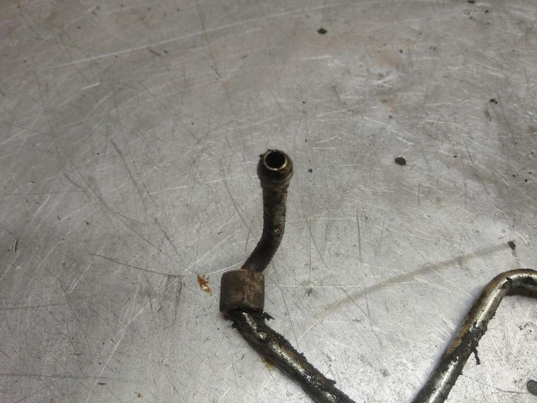 Масляная трубка турбины SFM064 Opel Astra купить с доставкой