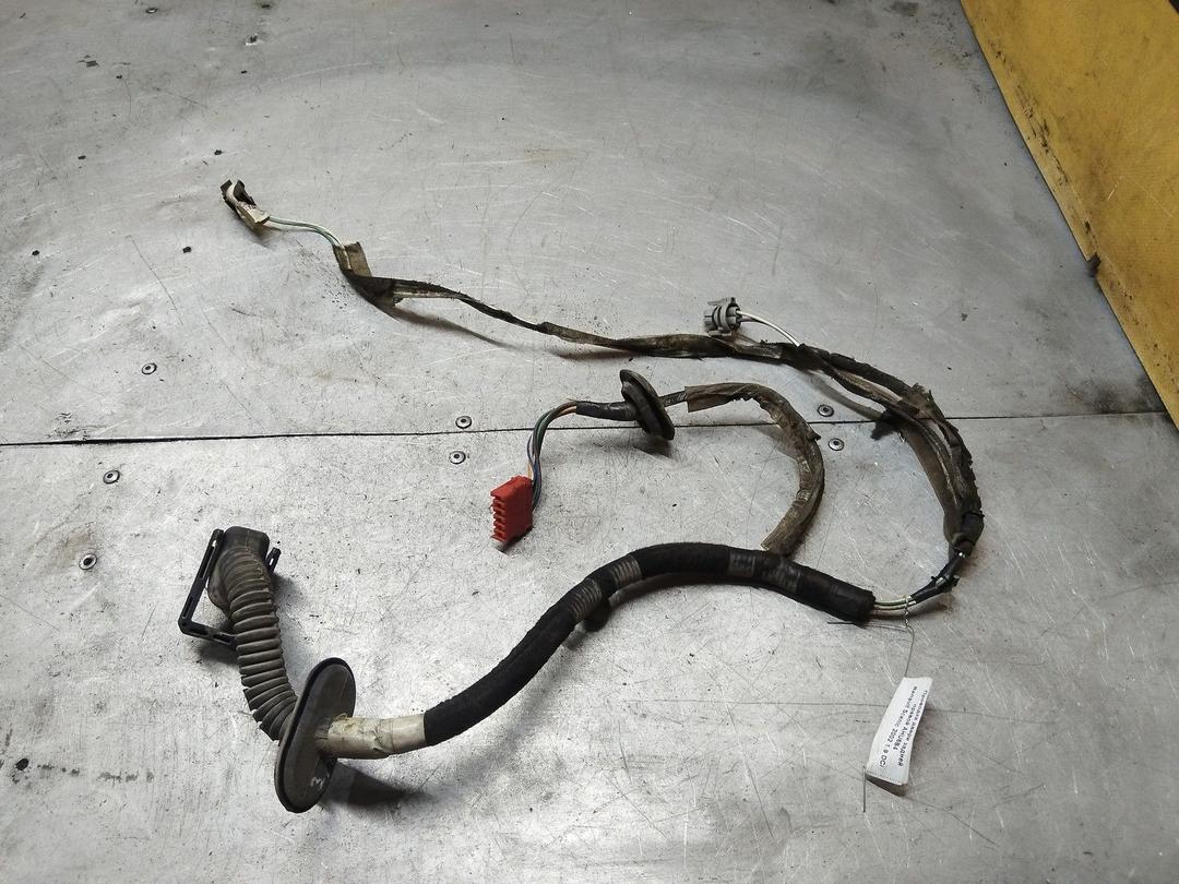 Проводка двери задней правой AHU6B4 Renault Scenic