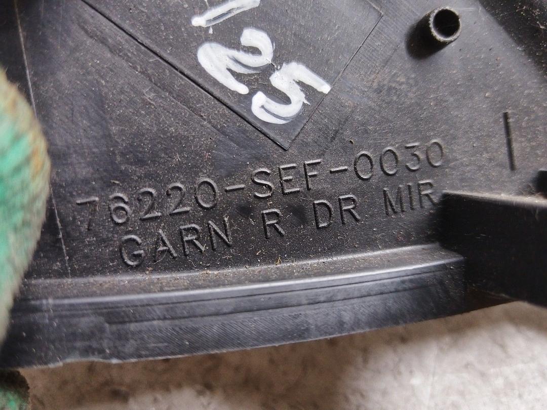 Заглушка зеркала правого QD7WK6 Honda Accord купить в магазине запчастей бу