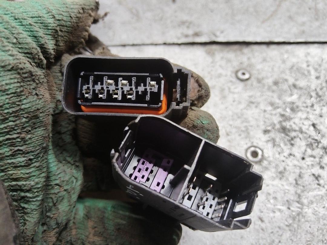 Проводка двери передней левой D4QA9F Ford Mondeo купить с доставкой