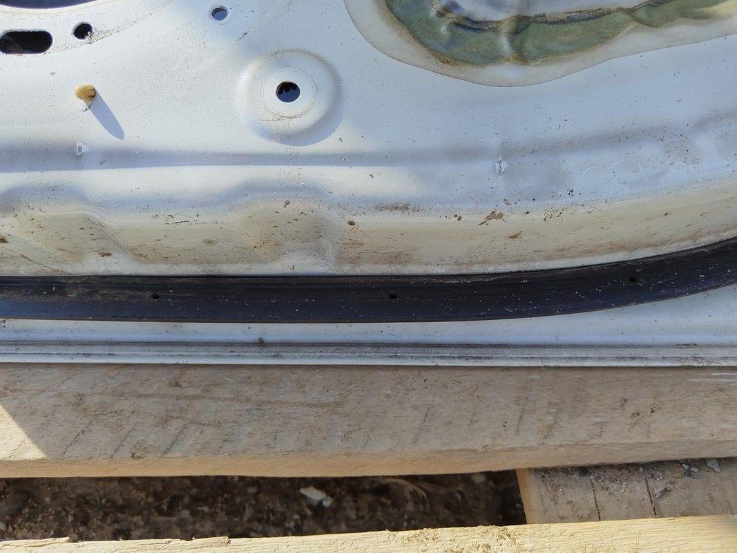 Дверь задняя правая FUKBP6 Nissan Note undefined